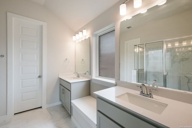 626 Foxbrook Way, Cibolo, TX 78108