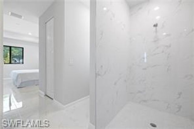 2728 Diplomat PKWY W, Cape Coral, FL 33993