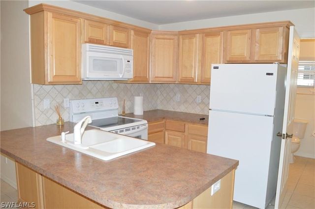 8326 Matanzas RD, Fort Myers, FL 33967