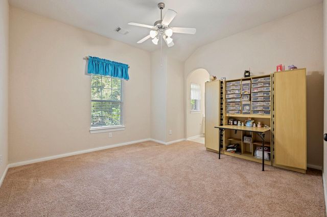 79 S Bantam Woods Circle, Spring, TX 77382