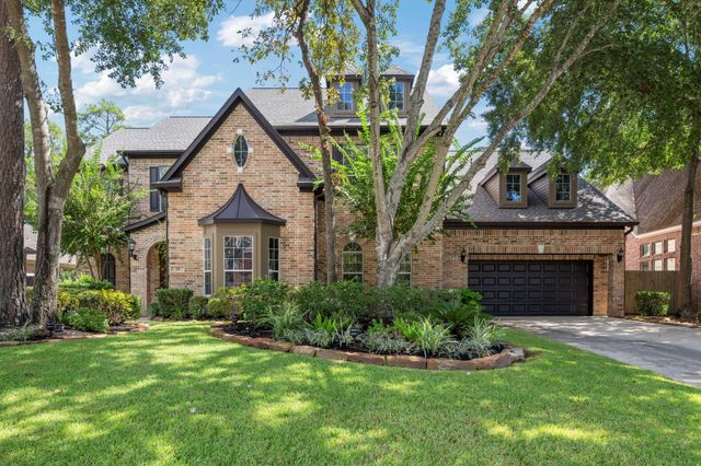 79 S Bantam Woods Circle, Spring, TX 77382