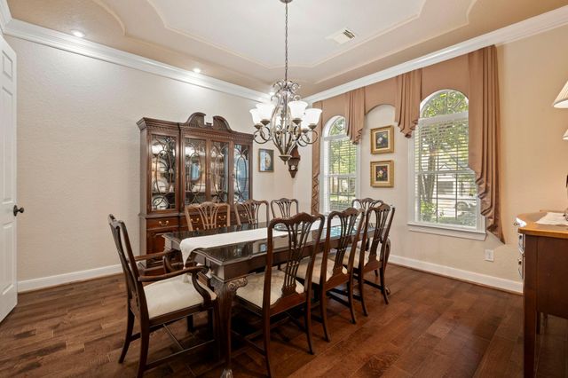79 S Bantam Woods Circle, Spring, TX 77382