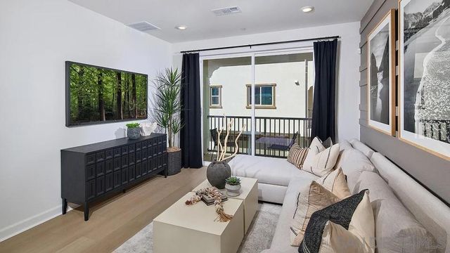 1212 Mountain Laurel Road, San Marcos, CA 92078