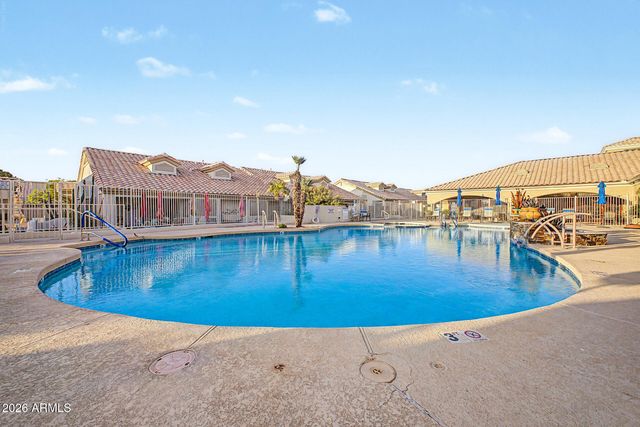 5830 E MCKELLIPS Road 34, Mesa, AZ 85215