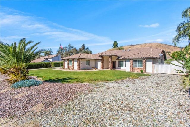 3009 Shadid, Colton, CA 92324
