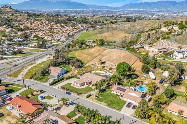 3009 Shadid, Colton, CA 92324