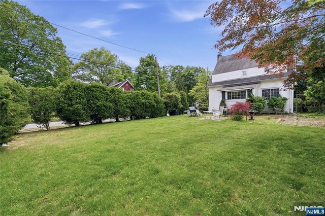 252 Washington Avenue, Westwood, NJ 07675