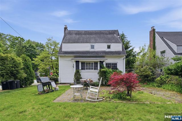 252 Washington Avenue, Westwood, NJ 07675