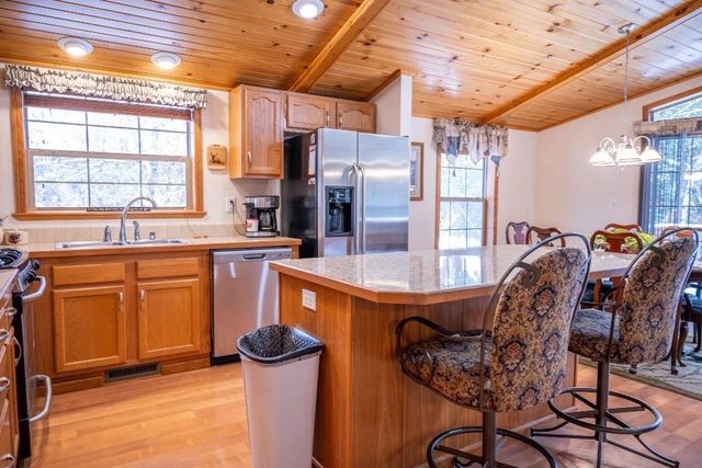 W6017 Howe Lane, New Lisbon, WI 53950