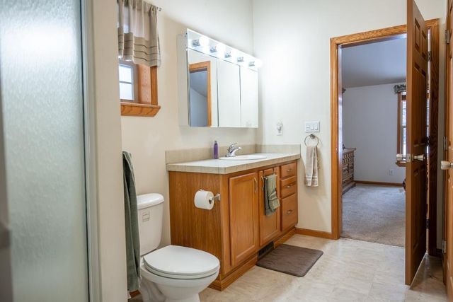 W6017 Howe Lane, New Lisbon, WI 53950