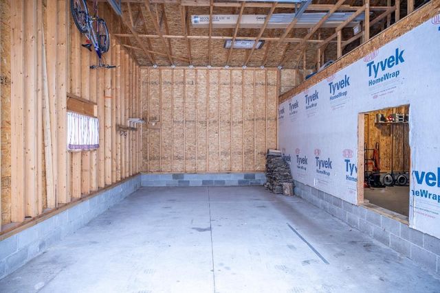 W6017 Howe Lane, New Lisbon, WI 53950