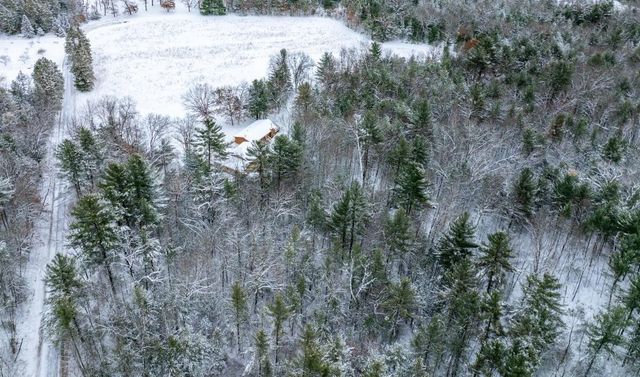 W6017 Howe Lane, New Lisbon, WI 53950