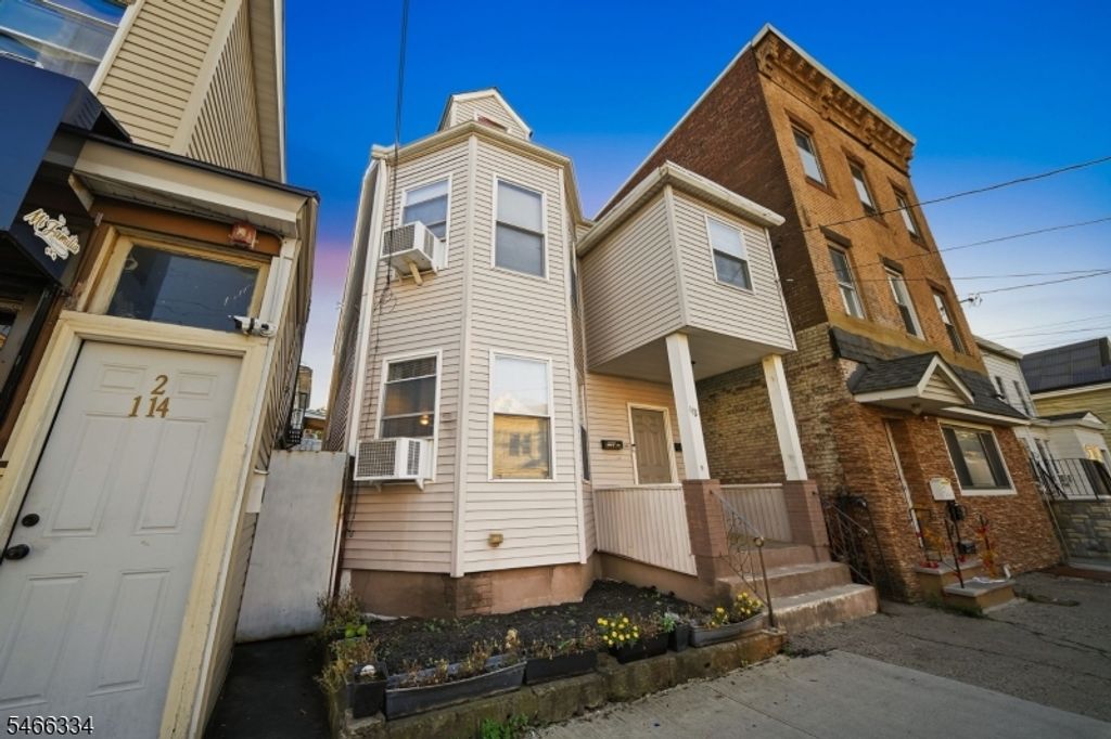 112 4Th Ave, Paterson City, NJ 07524 — photo 2