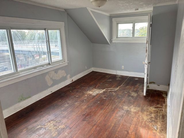 942 West Park Avenue, Joliet, IL 60436