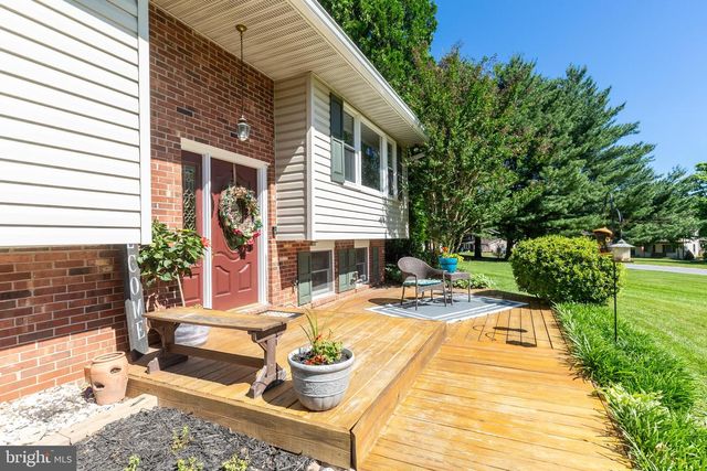 2698 RAINBOW DR, Westminster, MD 21157