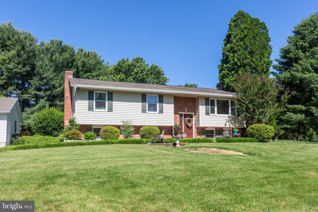 2698 RAINBOW DR, Westminster, MD 21157