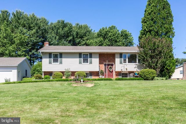 2698 RAINBOW DR, Westminster, MD 21157