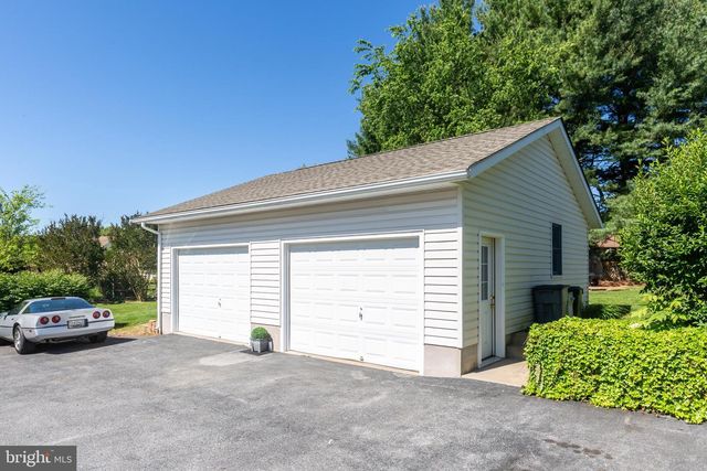 2698 RAINBOW DR, Westminster, MD 21157