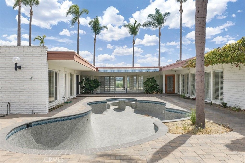 1542 Galaxy Drive, Newport Beach, CA 92660 — photo 4
