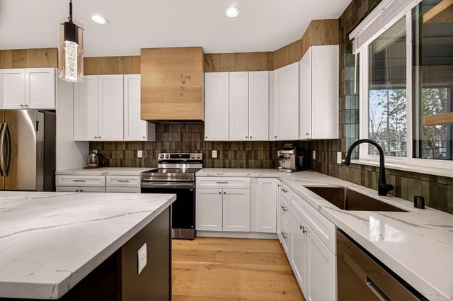 8391 Montna Dr, Paradise, CA 95969