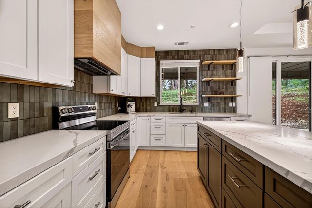 8391 Montna Dr, Paradise, CA 95969