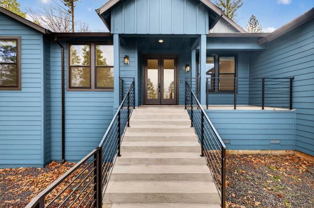 8391 Montna Dr, Paradise, CA 95969