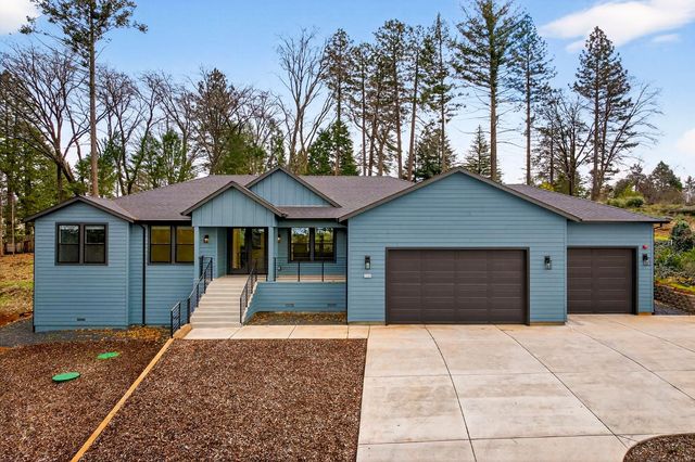 8391 Montna Dr, Paradise, CA 95969