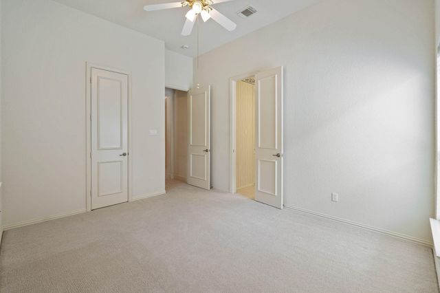 102 W Racing Cloud Court, The Woodlands, TX 77381