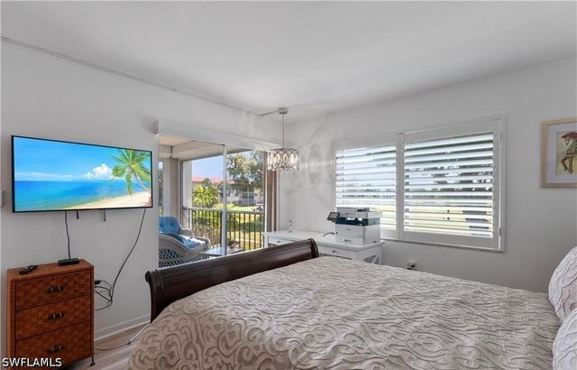5 High Point CIR W 206, Naples, FL 34103
