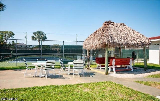 5 High Point CIR W 206, Naples, FL 34103