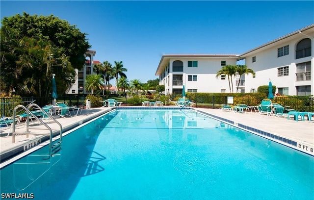 5 High Point CIR W 206, Naples, FL 34103