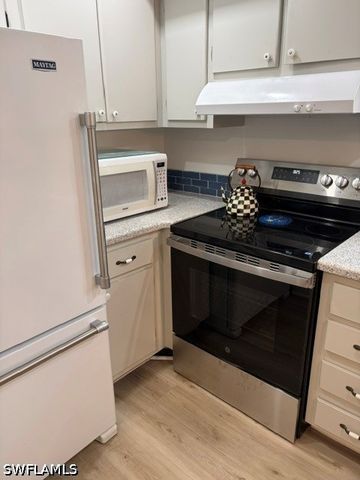 5 High Point CIR W 206, Naples, FL 34103
