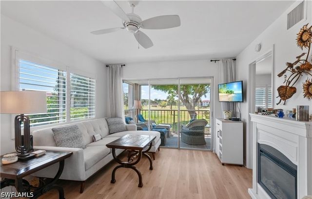 5 High Point CIR W 206, Naples, FL 34103