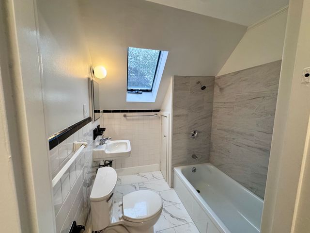 65-R Pleasant St 3, Marblehead, MA 01945