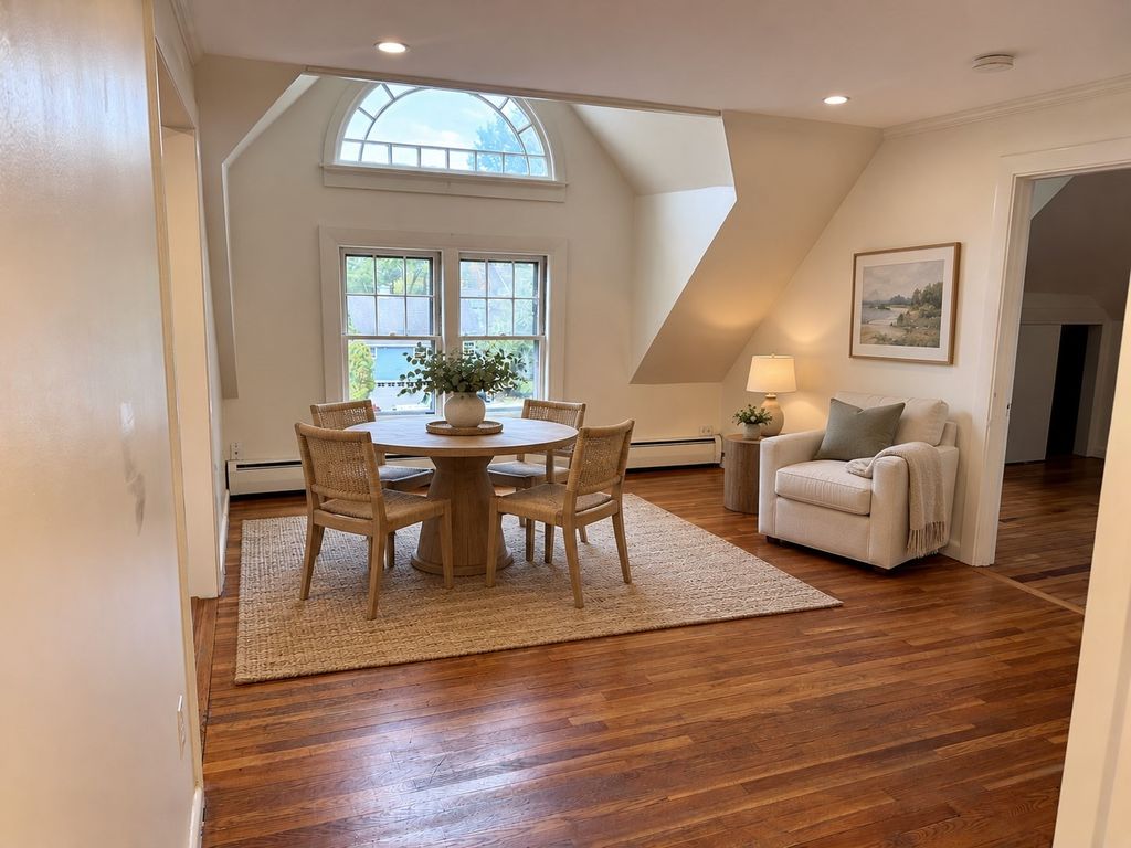 65-R Pleasant St 3, Marblehead, MA 01945