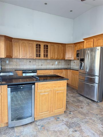 254 Park Avenue, Freeport, NY 11520