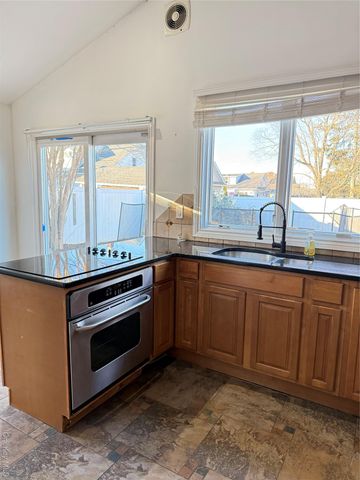 254 Park Avenue, Freeport, NY 11520