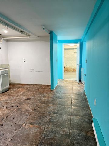 254 Park Avenue, Freeport, NY 11520