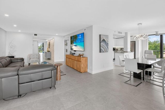 7768 Lakeside Boulevard 551, Boca Raton, FL 33434