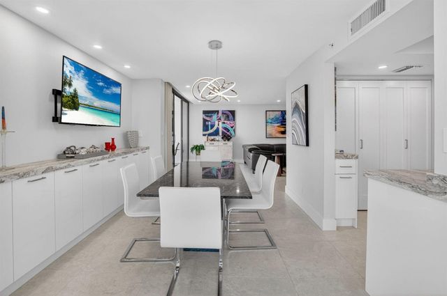 7768 Lakeside Boulevard 551, Boca Raton, FL 33434