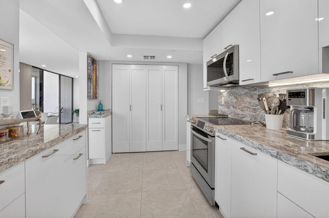 7768 Lakeside Boulevard 551, Boca Raton, FL 33434