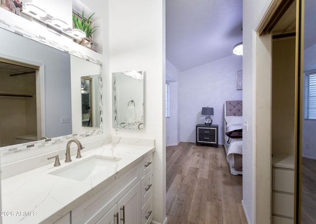 11015 W LAURELWOOD Lane, Avondale, AZ 85392