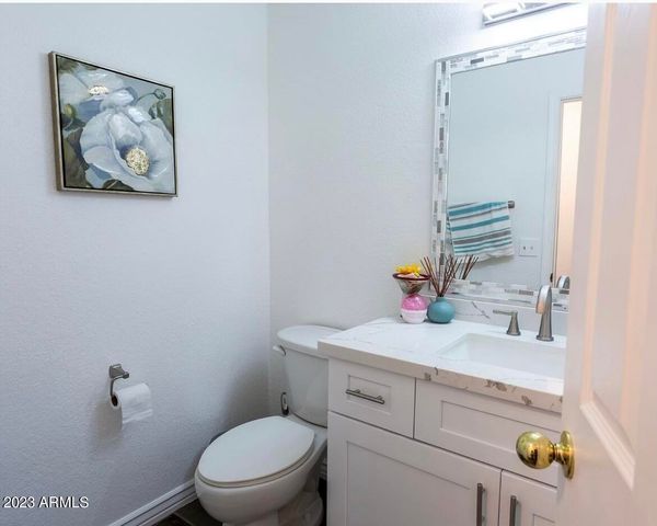 11015 W LAURELWOOD Lane, Avondale, AZ 85392