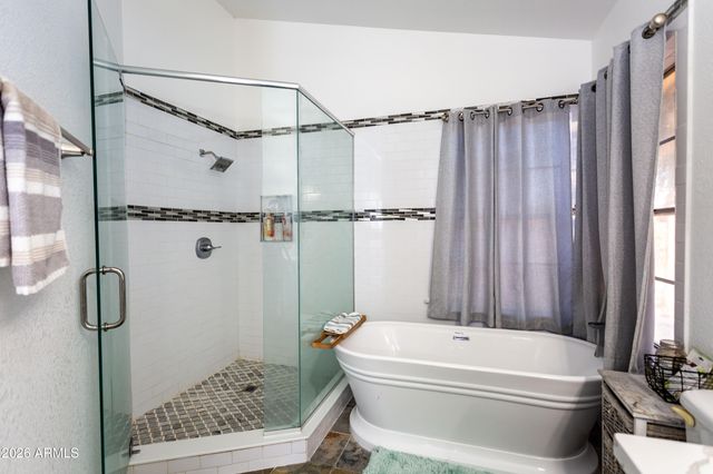 11015 W LAURELWOOD Lane, Avondale, AZ 85392