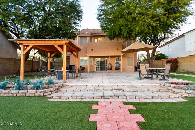 11015 W LAURELWOOD Lane, Avondale, AZ 85392