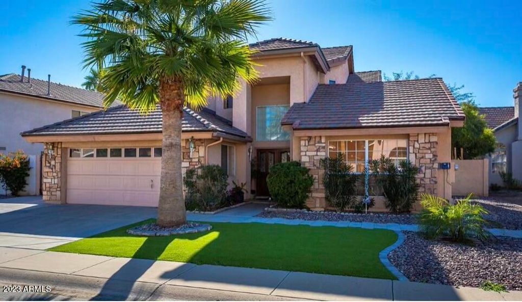 11015 W LAURELWOOD Lane, Avondale, AZ 85392