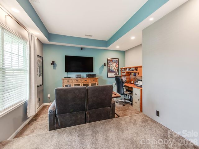 6135 Maple Leaf Avenue, Harrisburg, NC 28075