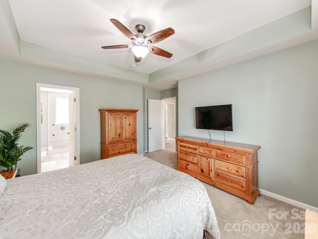 6135 Maple Leaf Avenue, Harrisburg, NC 28075