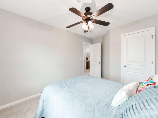 6135 Maple Leaf Avenue, Harrisburg, NC 28075