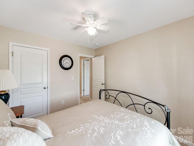 6135 Maple Leaf Avenue, Harrisburg, NC 28075